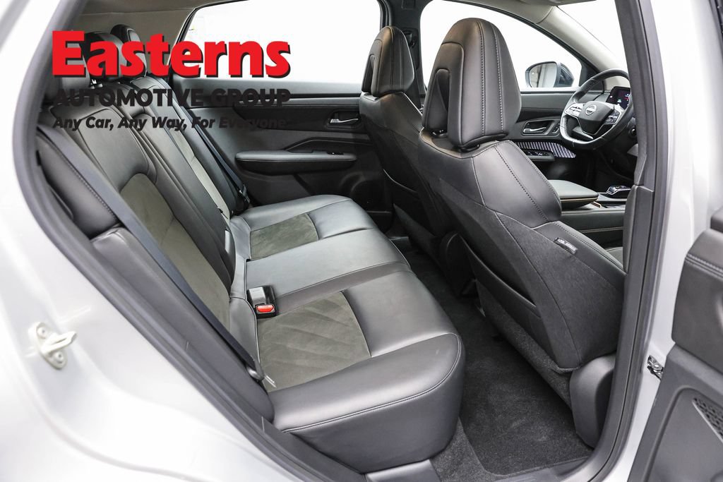 Used 2023 Nissan Ariya FWD image 22