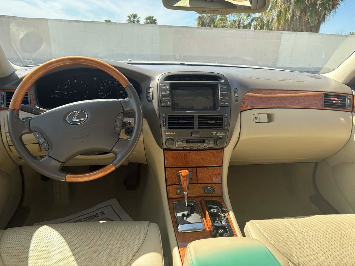Used 2005 Lexus LS 430 image 26