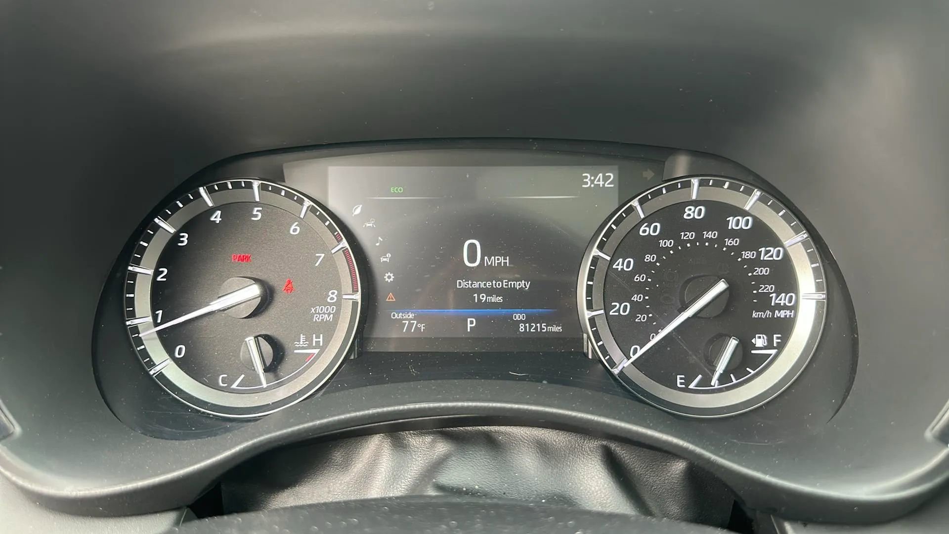 Used 2021 Toyota Highlander Limited image 11