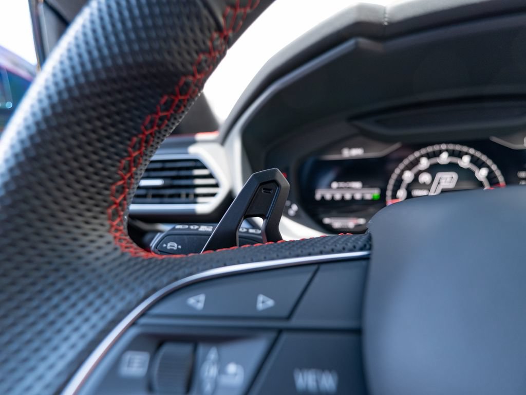 Used 2022 Lamborghini Urus AWD/4WD image 14
