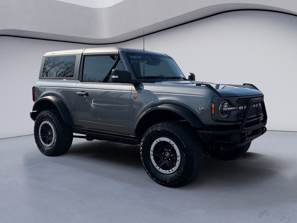 Used 2023 Ford Bronco Badlands image 7