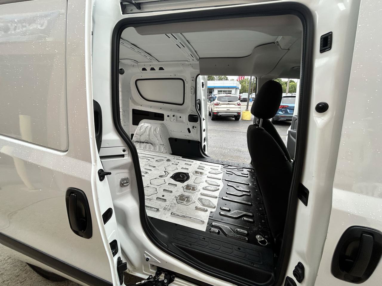 Used 2015 RAM ProMaster City Tradesman FWD image 15