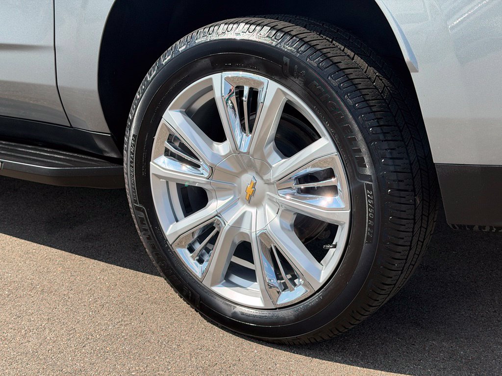 Used 2023 Chevrolet Suburban High Country w/ Max Trailering Package AWD/4WD image 27