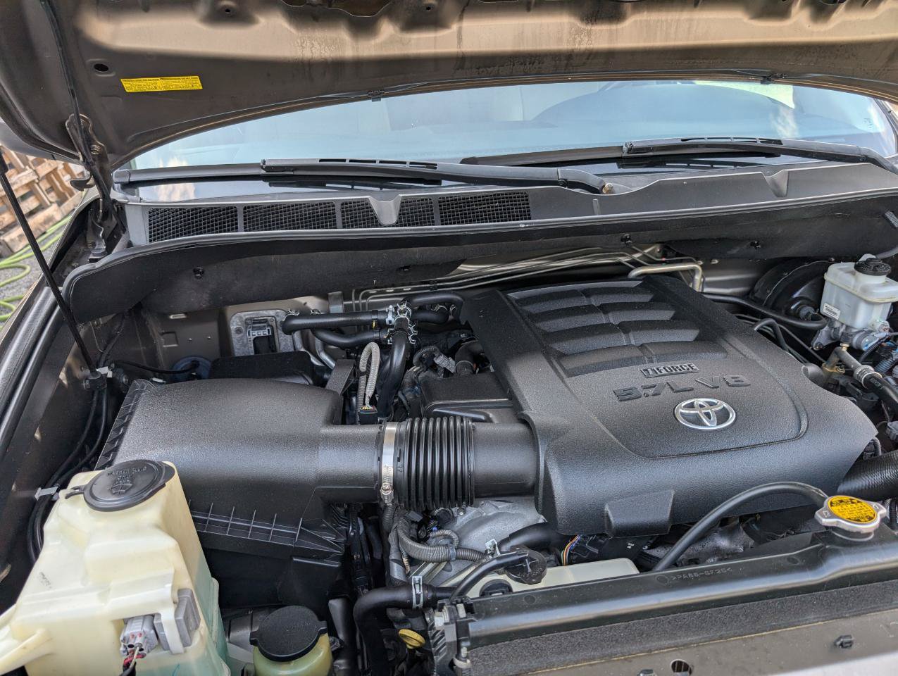 Used 2014 Toyota Sequoia Platinum AWD/4WD image 30
