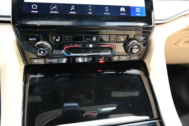 Used 2023 Jeep Grand Cherokee L Limited image 18