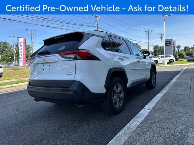 Used 2022 Toyota RAV4 XLE w/ Convenience Package AWD/4WD image 9