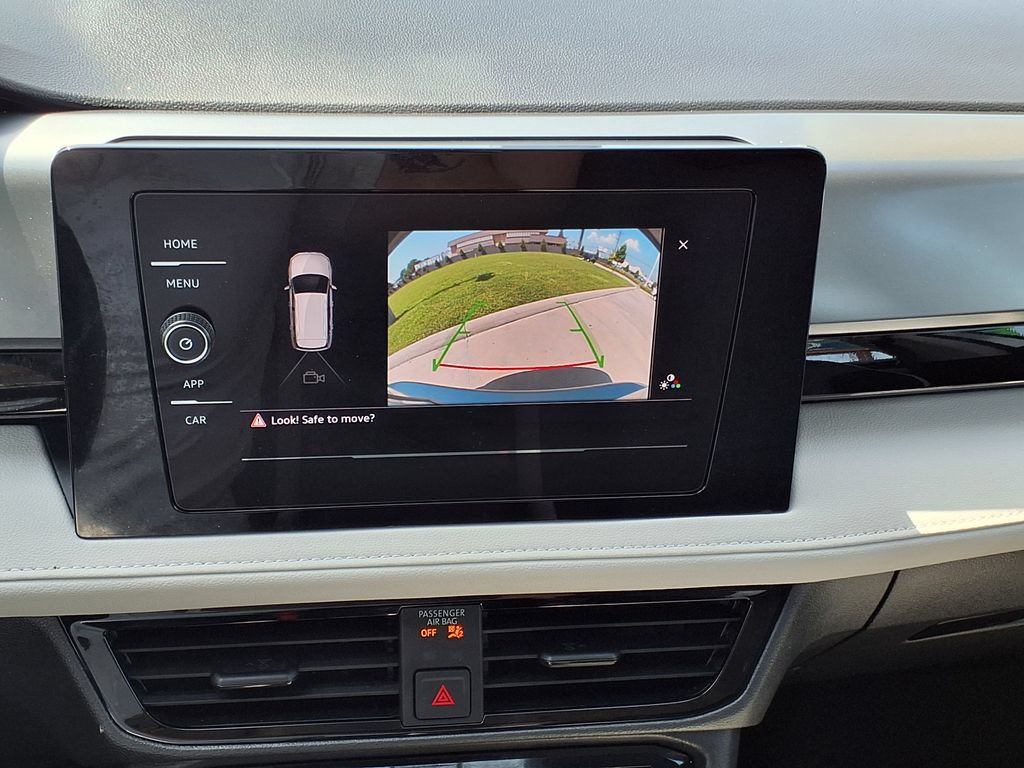 Used 2025 Volkswagen Taos S FWD image 32