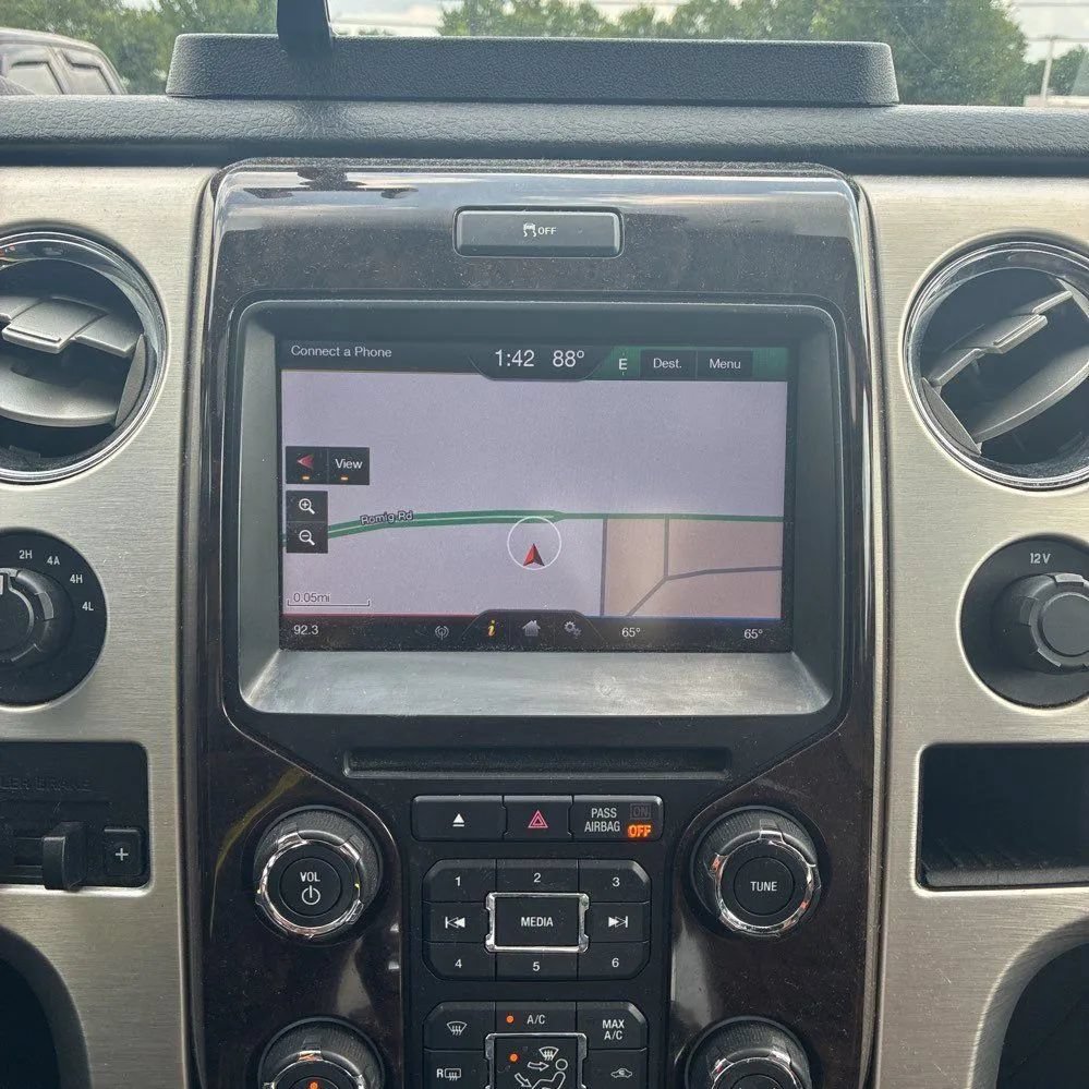 Used 2013 Ford F150 Platinum AWD/4WD image 29