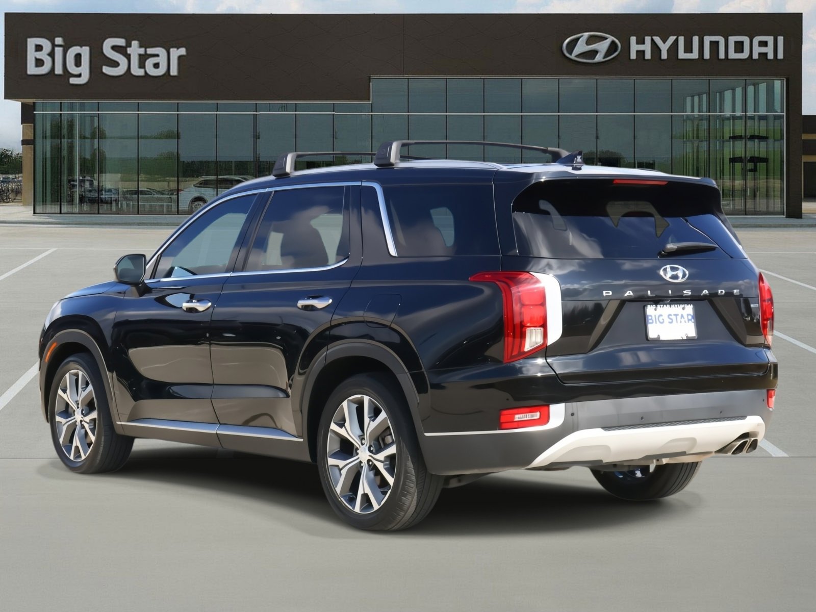 Used 2022 Hyundai Palisade SEL w/ 8P Bench Seat Package AWD/4WD image 3