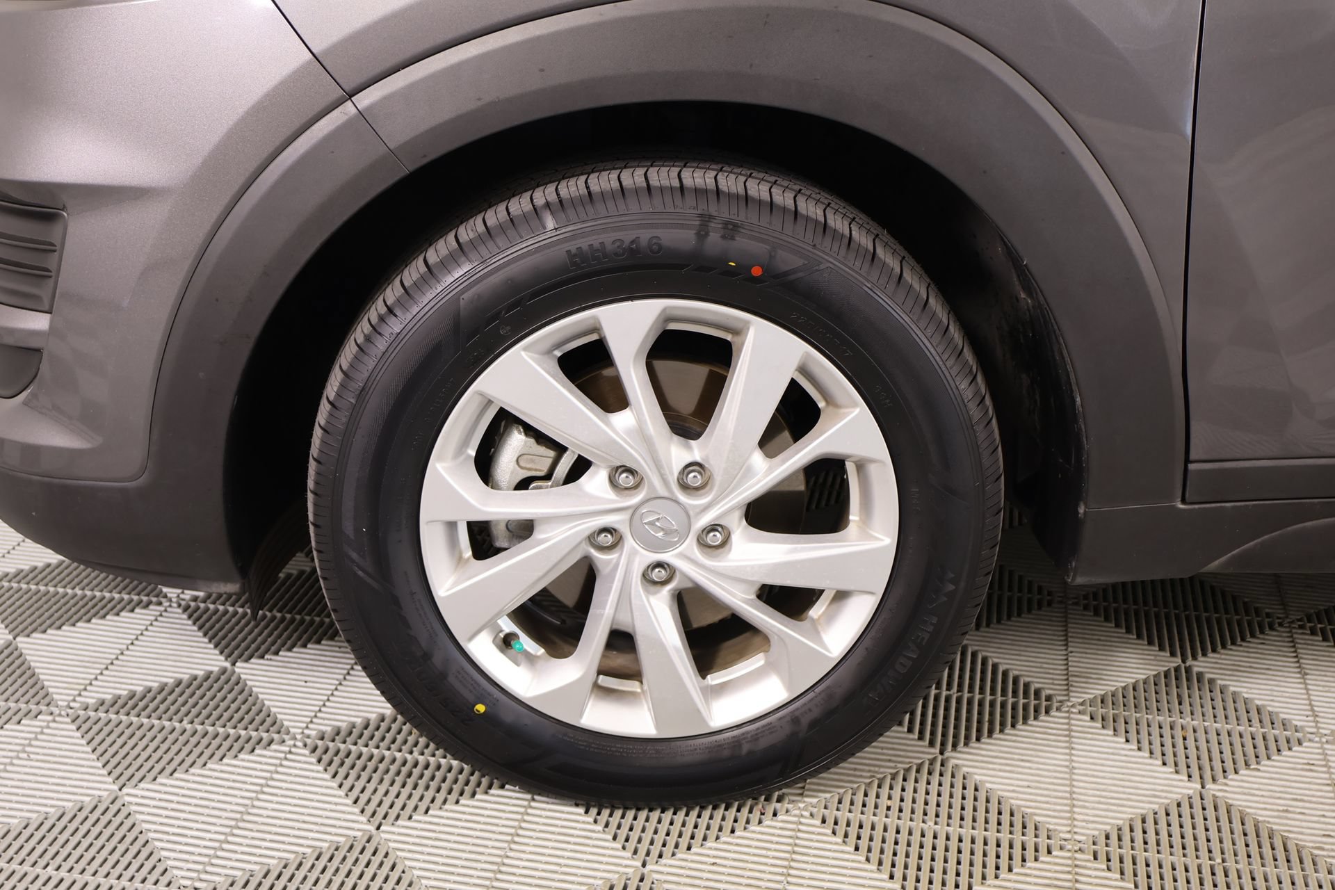 Used 2020 Hyundai Tucson Value FWD image 17