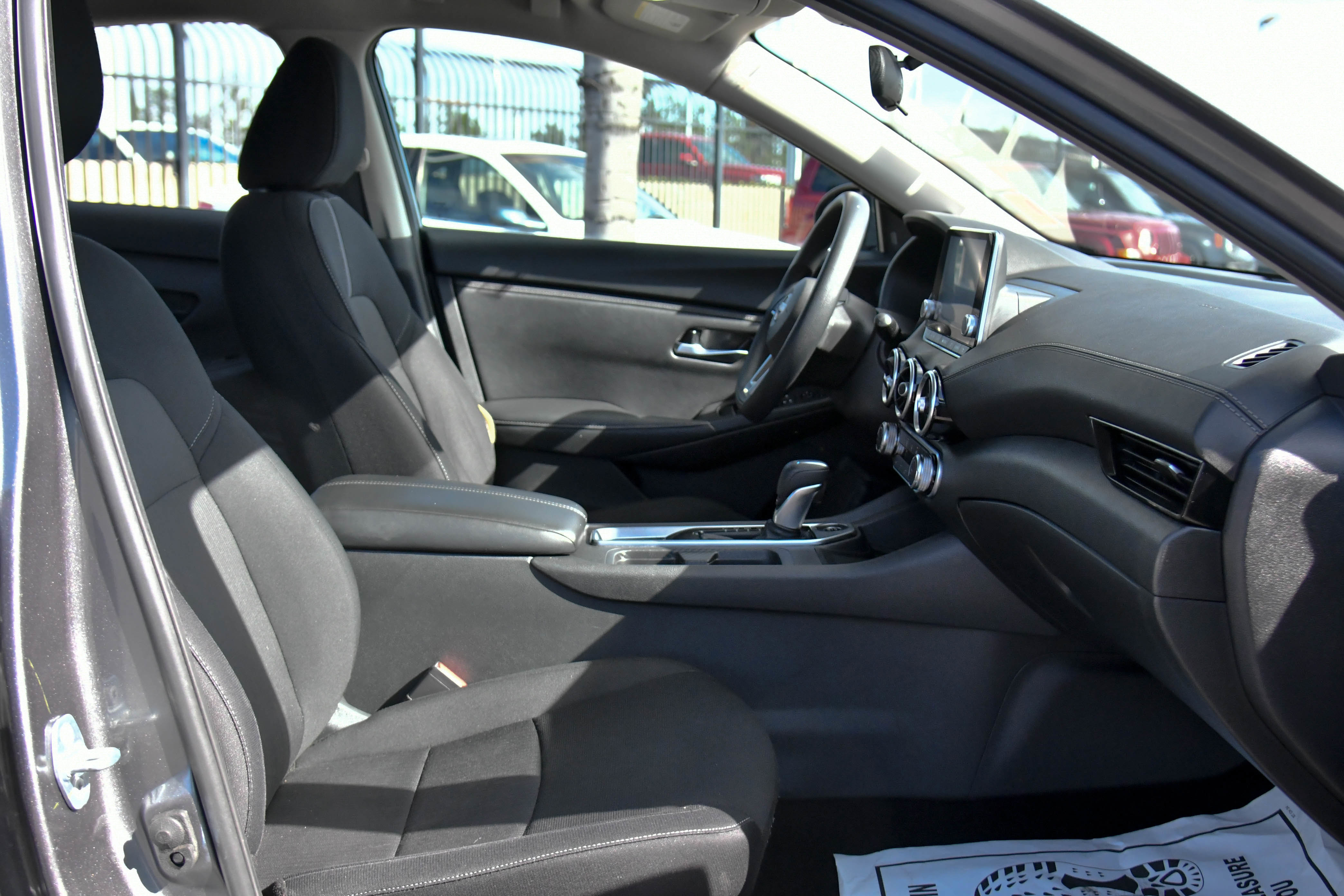 Used 2024 Nissan Sentra SV FWD image 38