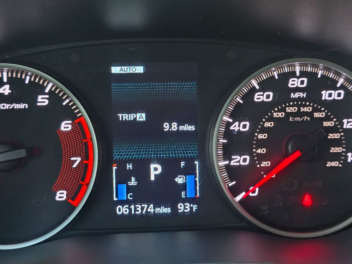 Used 2018 Mitsubishi Eclipse Cross LE image 27