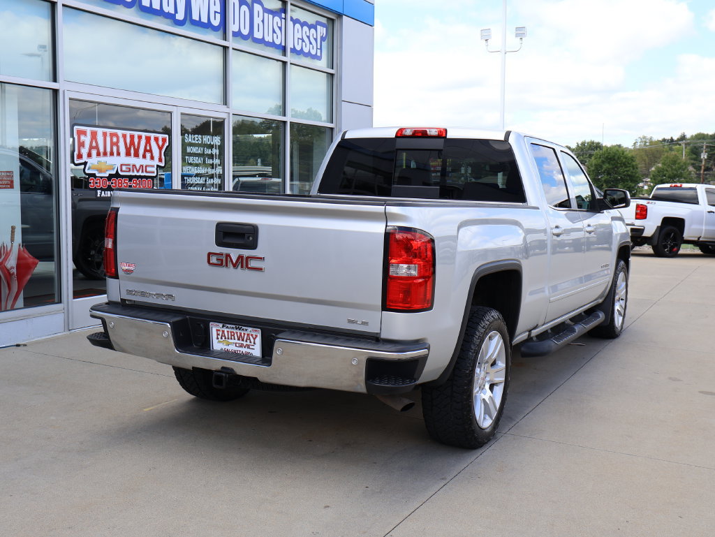 Used 2018 GMC Sierra 1500 SLE w/ SLE Value Package AWD/4WD image 3