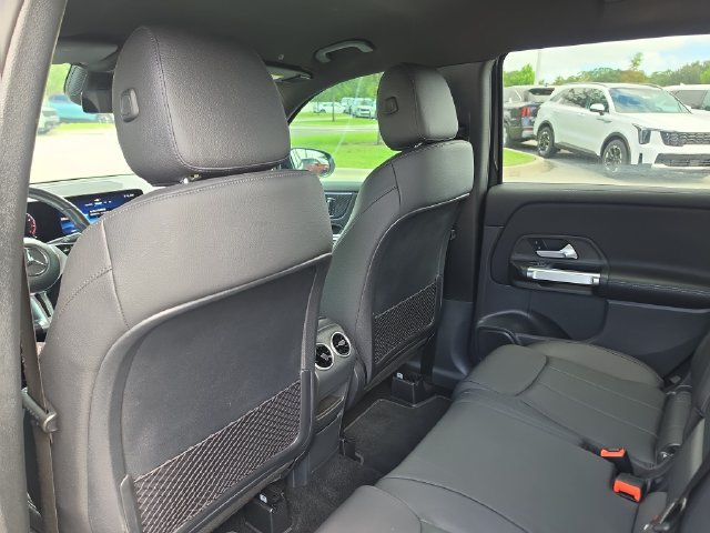 Used 2024 Mercedes-Benz GLB 250 image 11