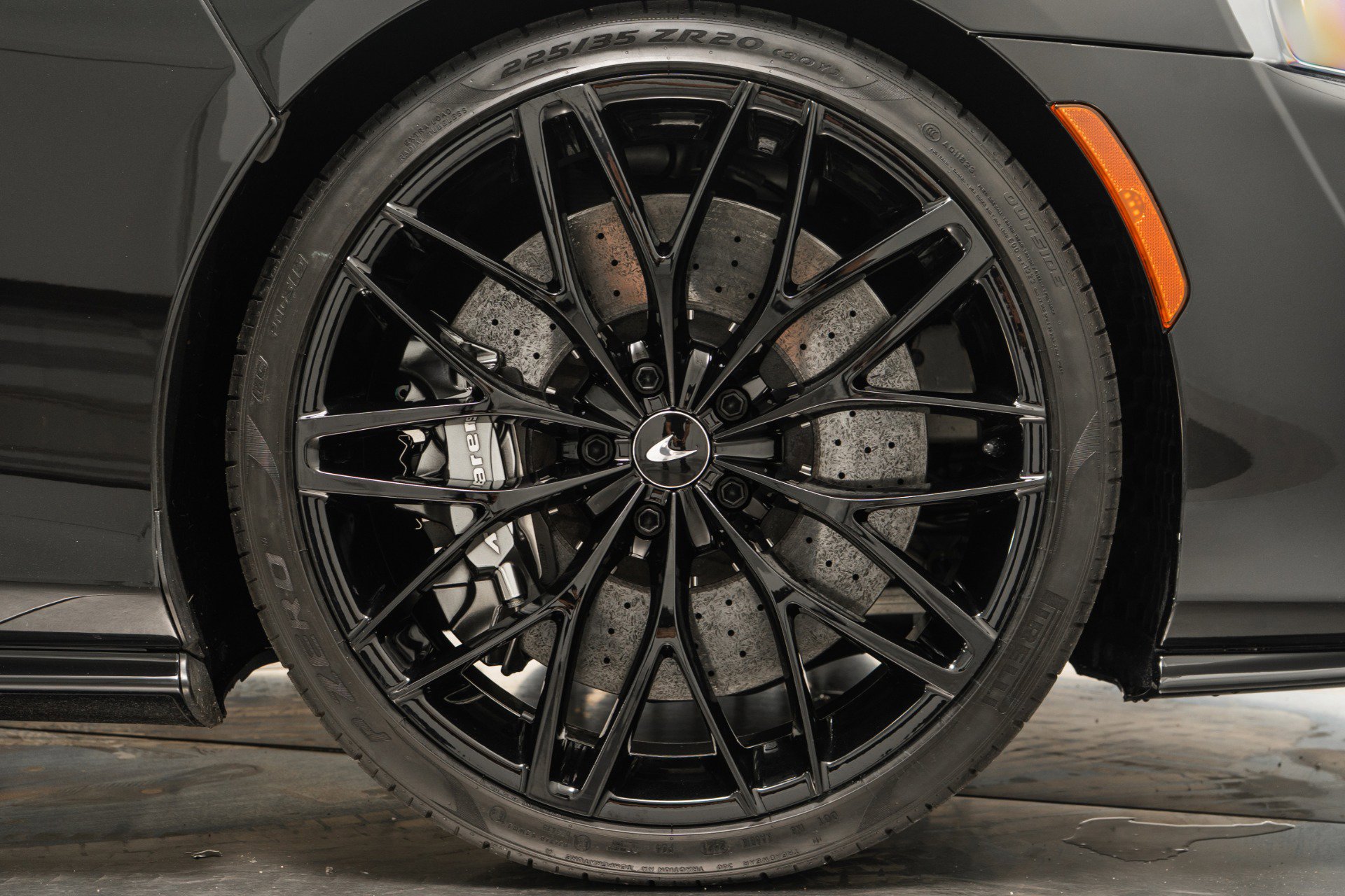 Used 2022 McLaren GT image 40