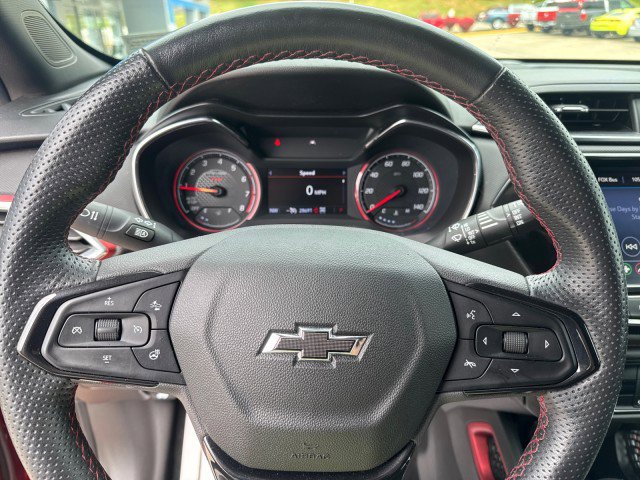 Used 2022 Chevrolet TrailBlazer RS w/ Sun and Liftgate Package image 16