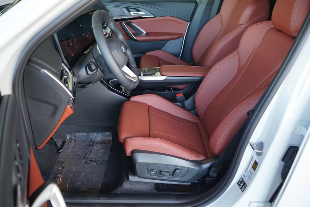 Used 2026 BMW X1 xDrive28i w/ Technology Package AWD/4WD image 10