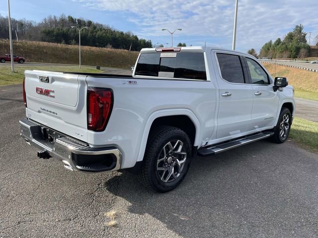 New 2026 GMC Sierra 1500 SLT image 7