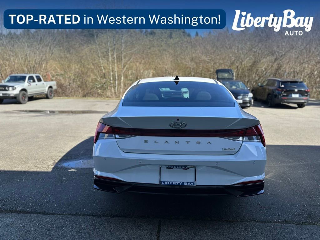 Used 2023 Hyundai Elantra Limited image 6