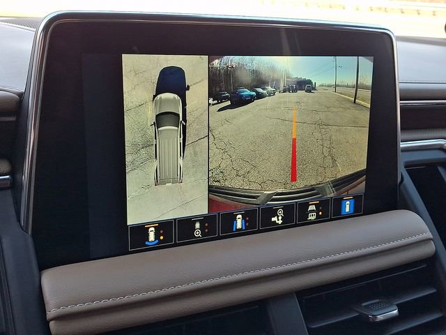 Used 2023 Chevrolet Tahoe Premier AWD/4WD image 19