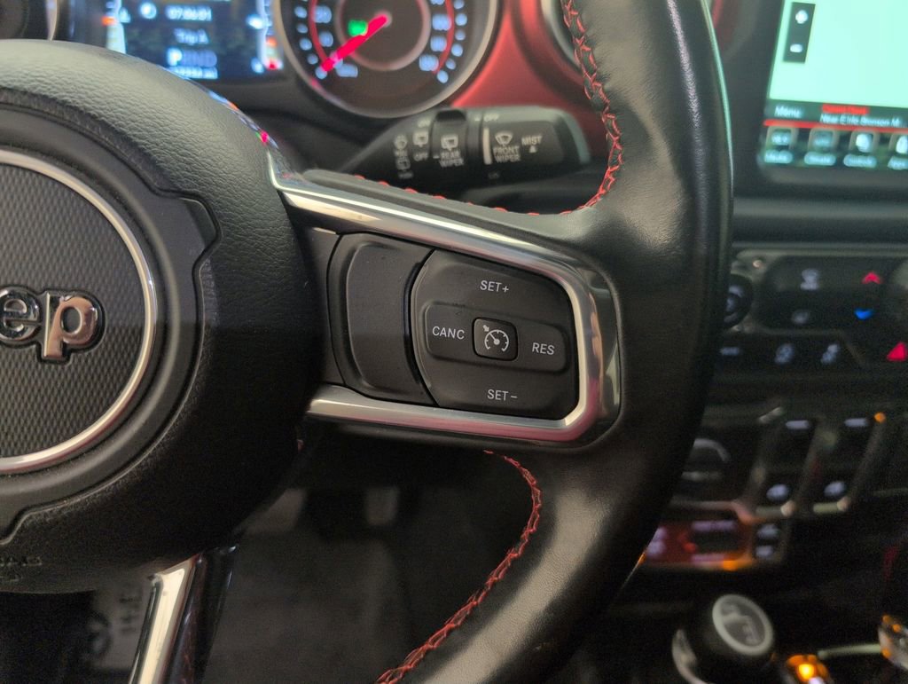 Used 2022 Jeep Wrangler Rubicon AWD/4WD image 39