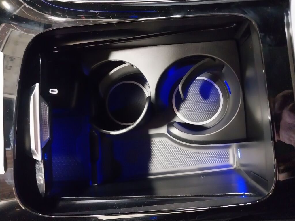 New 2025 Mercedes-Benz GLC 350e GLC 350e image 15