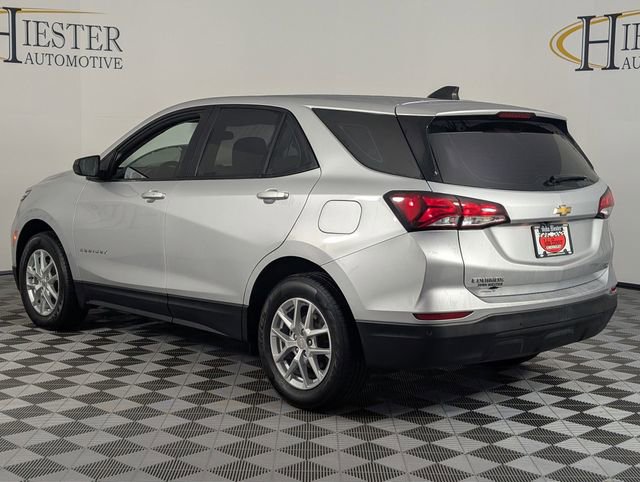 Used 2022 Chevrolet Equinox LS image 5
