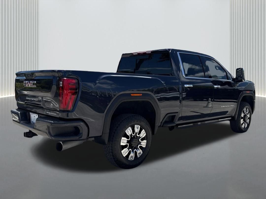Used 2024 GMC Sierra 2500 Denali w/ Denali Reserve Package image 4