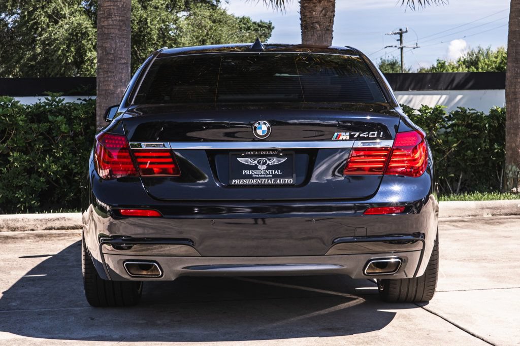 Used 2014 BMW 740i RWD image 7