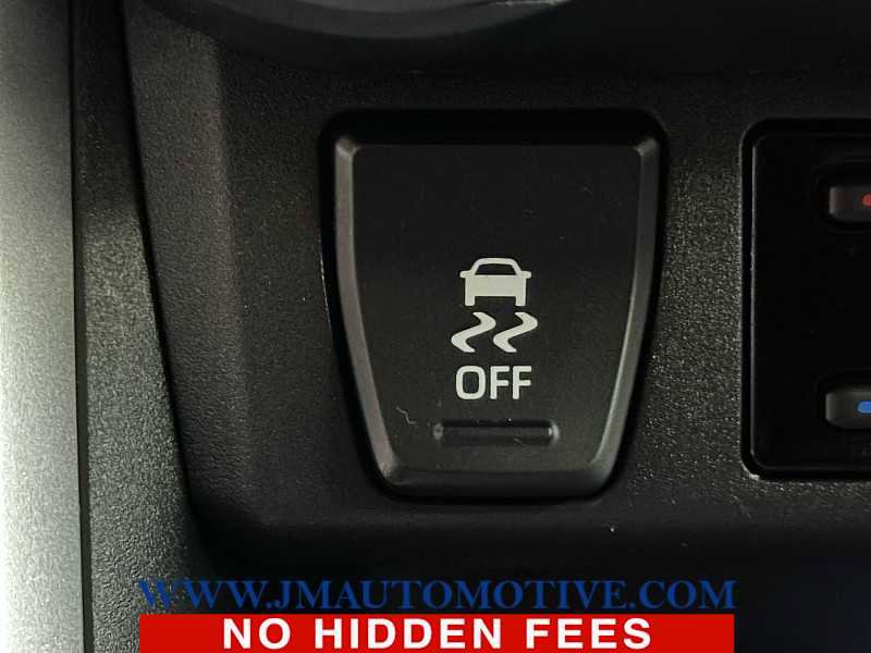 Used 2021 Toyota RAV4 Limited image 40