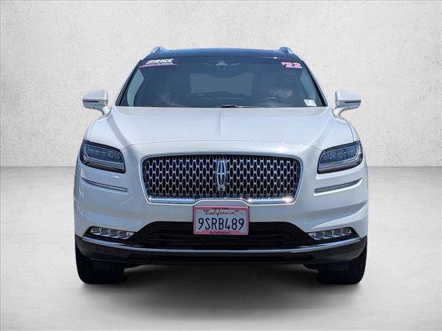 Used 2022 Lincoln Nautilus Reserve AWD/4WD image 2