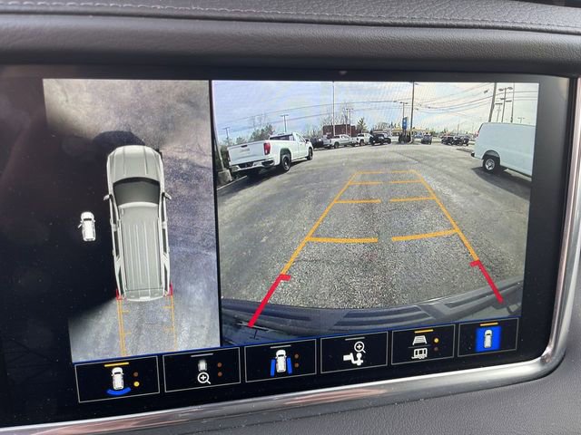 Used 2023 GMC Yukon Denali AWD/4WD image 17