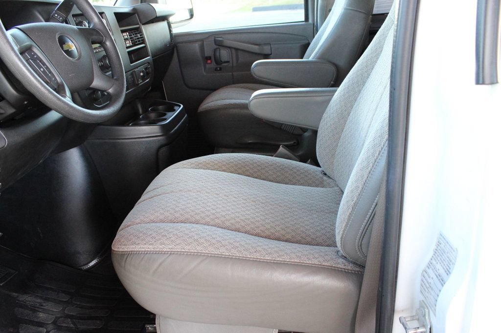 Used 2019 Chevrolet Express 3500 LT w/ LT Preferred Equipment Group RWD image 10