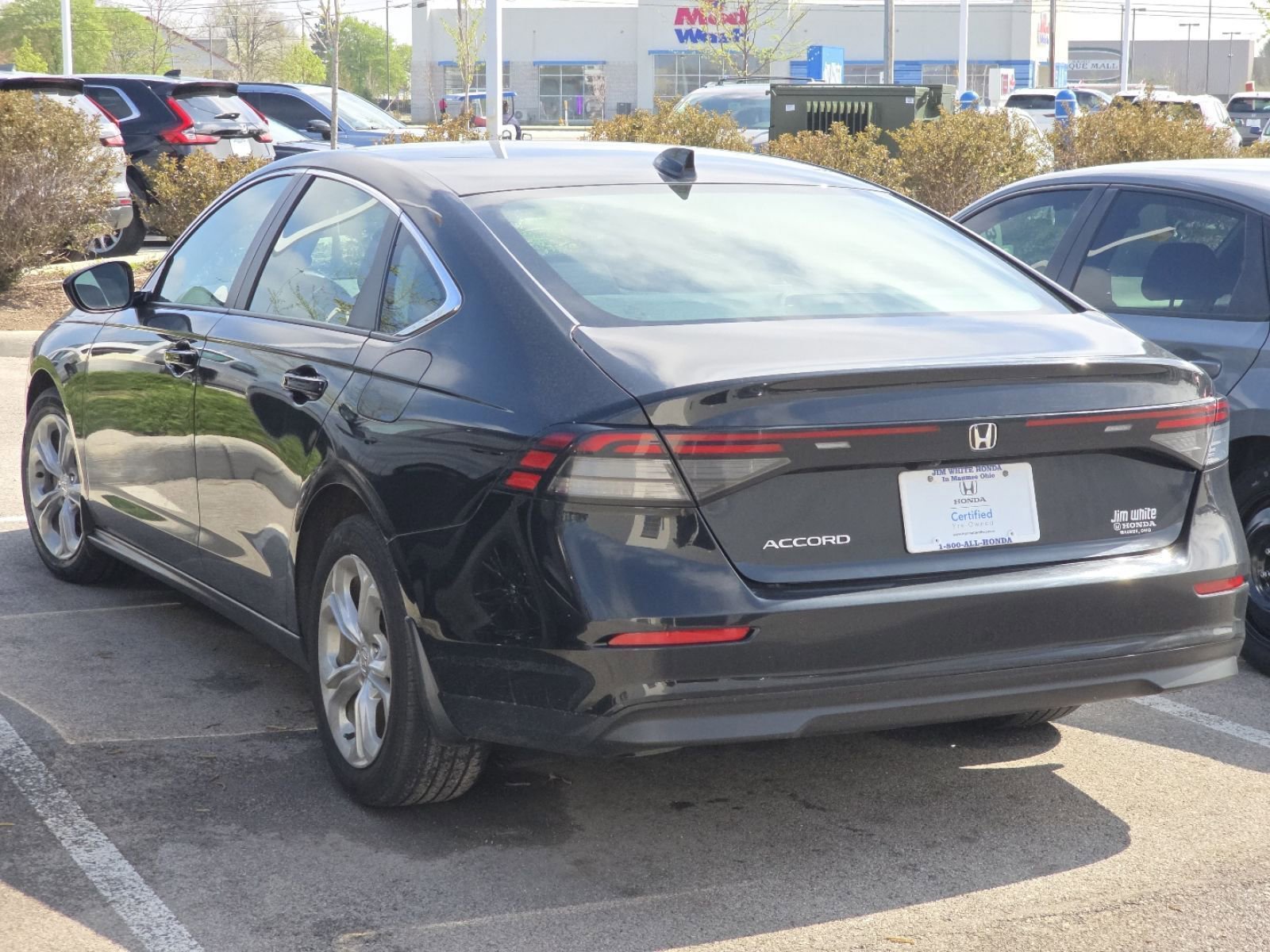Certified 2023 Honda Accord LX image 5