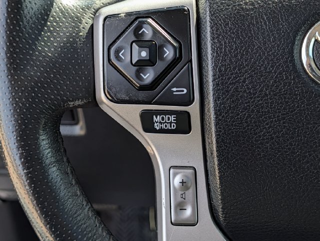Used 2017 Toyota 4Runner SR5 Premium RWD image 19