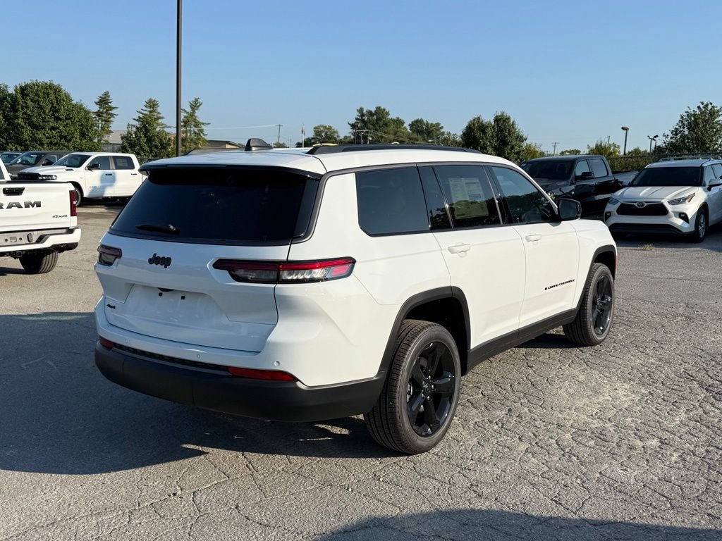 New 2027 Jeep Grand Cherokee L Limited w/ Limited Altitude Package AWD/4WD image 6