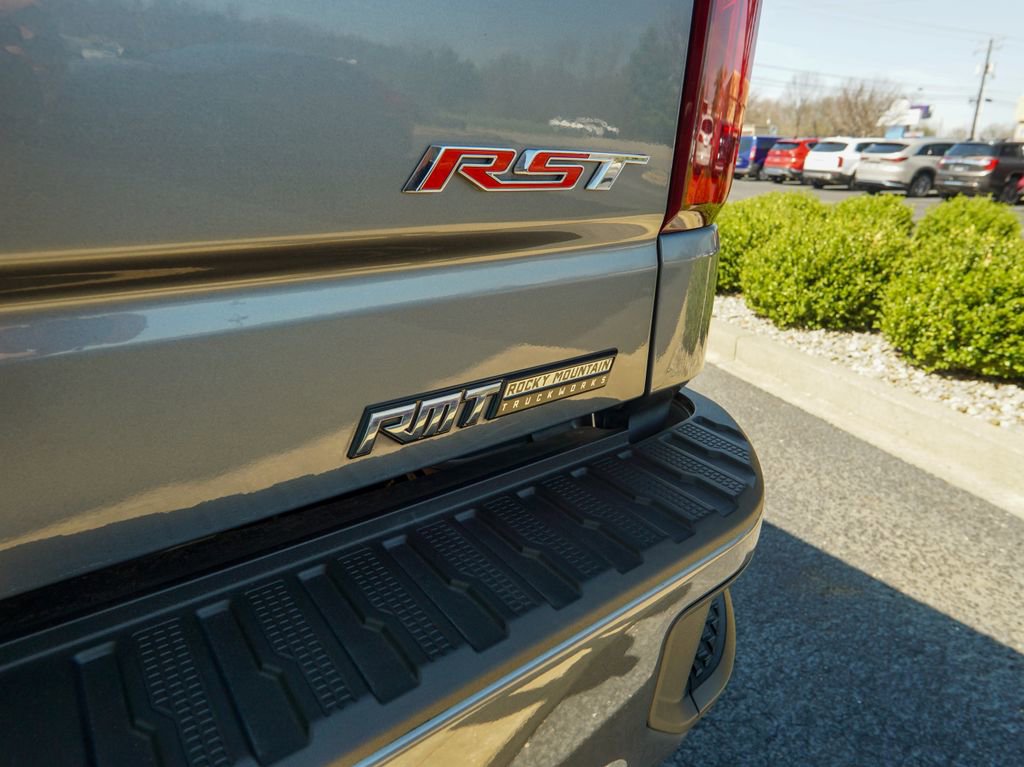 Used 2020 Chevrolet Silverado 1500 RST image 10