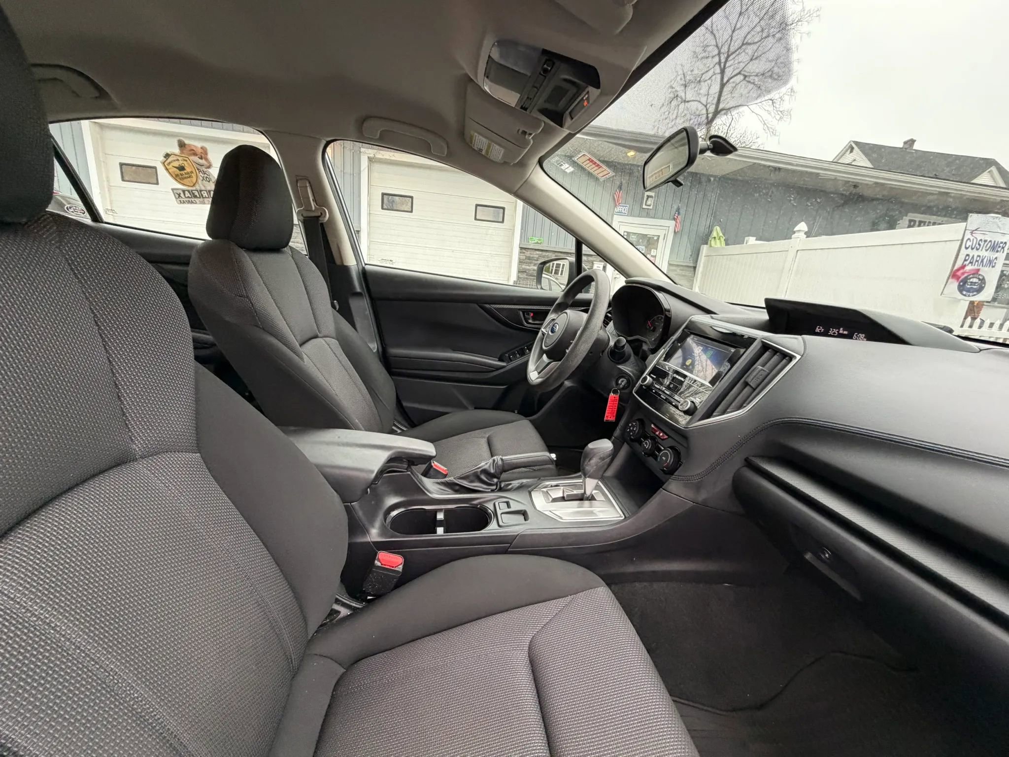 Used 2017 Subaru Impreza 2.0i AWD/4WD image 18