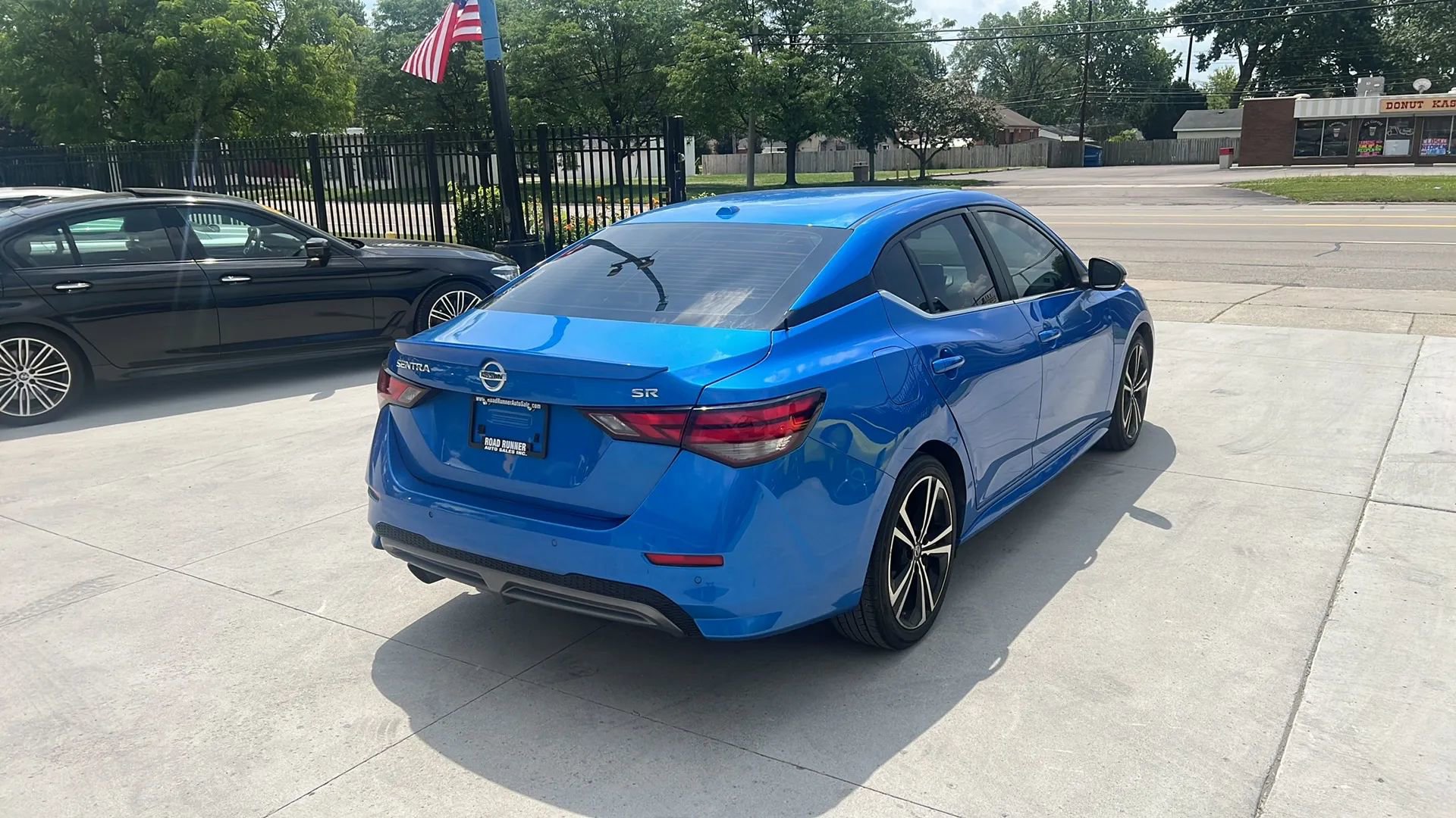 Used 2021 Nissan Sentra SR w/ Trunk Package image 5