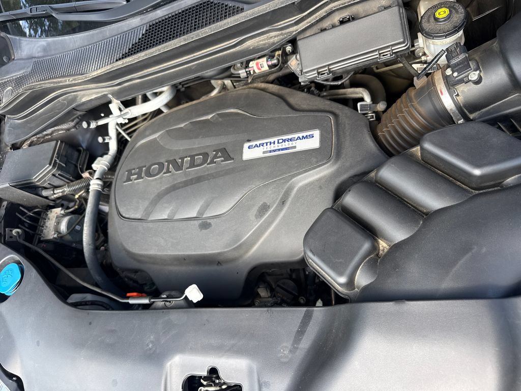 Used 2019 Honda Pilot Touring image 36