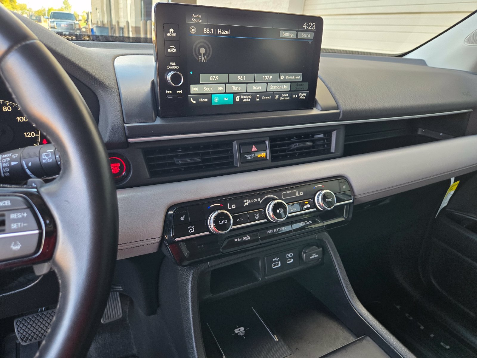 Used 2024 Honda Pilot EX-L image 15