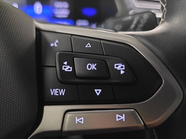 Used 2024 Volkswagen Tiguan SE w/ Panoramic Sunroof Package AWD/4WD image 18