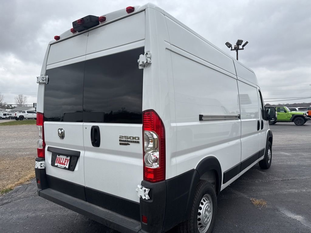 Used 2024 RAM ProMaster 2500 image 8