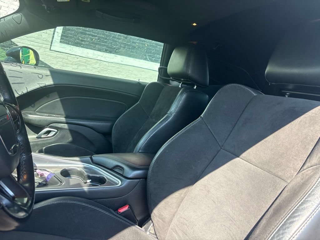 Used 2019 Dodge Challenger GT w/ Plus Package RWD image 11