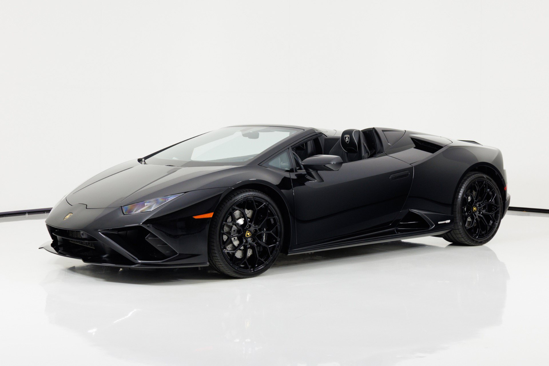 Used 2021 Lamborghini Huracan EVO RWD image 8