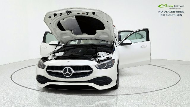 Used 2025 Mercedes-Benz C 300 Sedan image 13