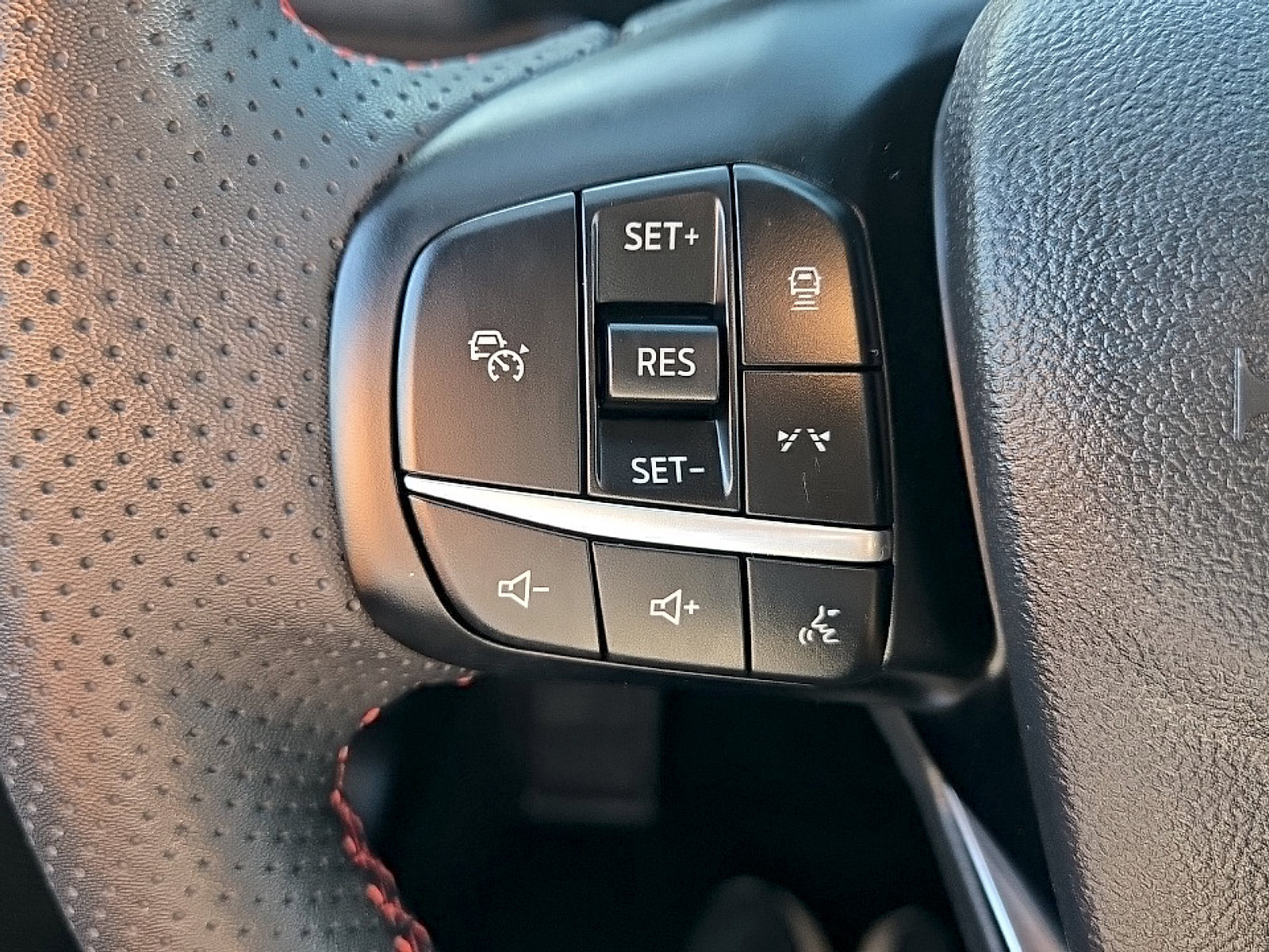 Certified 2023 Ford Escape ST-Line w/ Tech Pack #1 AWD/4WD image 13