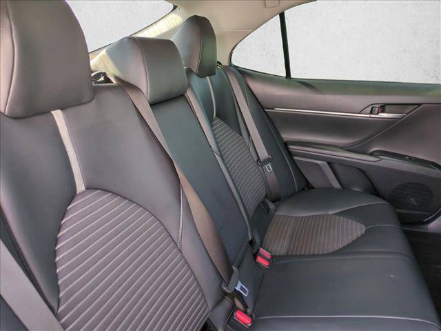 Used 2019 Toyota Camry SE FWD image 18