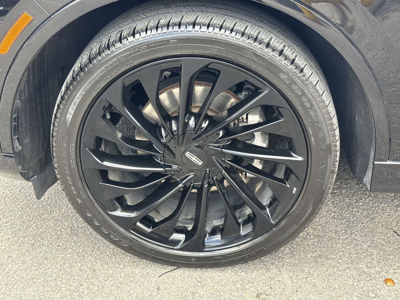 Used 2024 Lincoln Aviator Reserve w/ Equipment Group 201A RWD image 11