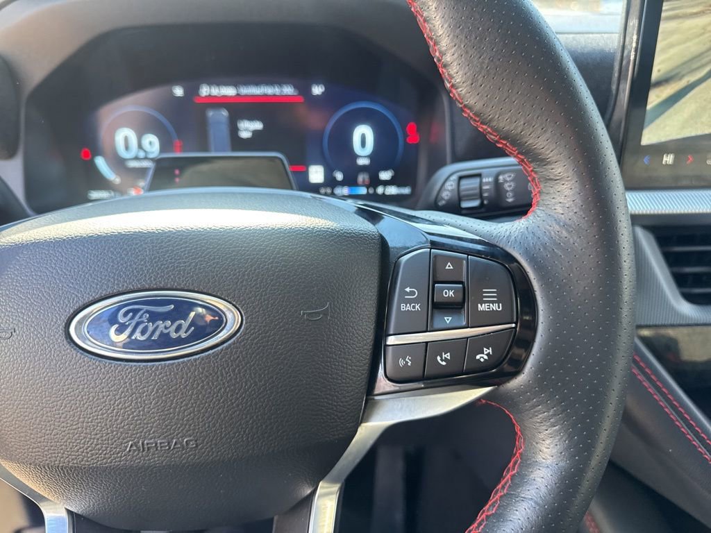 Certified 2025 Ford Explorer ST-Line image 22